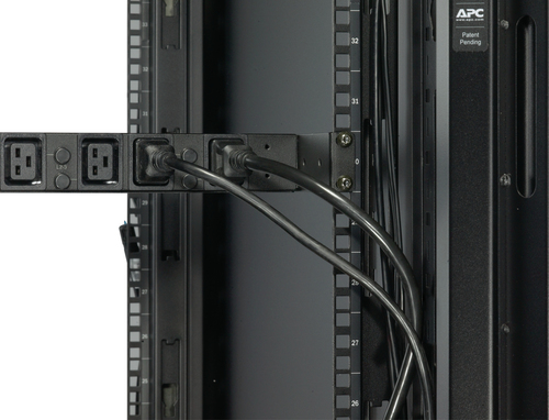 Bild von APC Basic Rack PDU AP7526 Stromverteilereinheit (PDU) 6 AC-Ausgänge 1U Schwarz